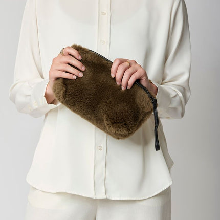 Nelly Clutch | Neuseeland | Lammwolle Khaki