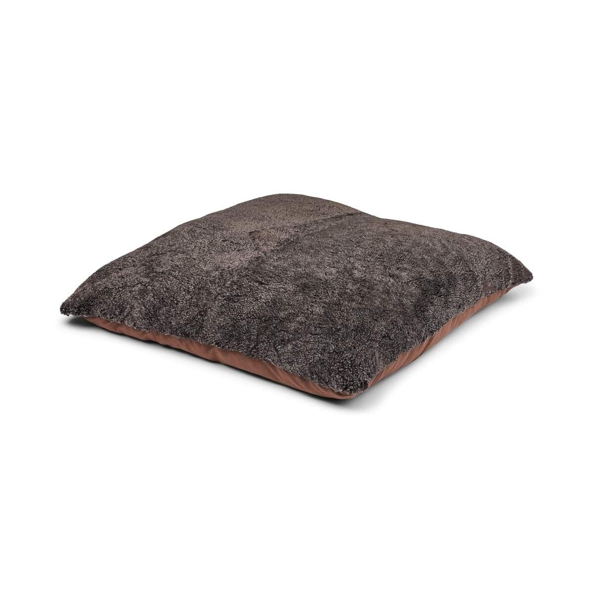 Lammfell Sitzsack | Kurzhaar | Neuseeland | Einseitig | 90x90 cm Fellkissen | Lammfellhaus.at