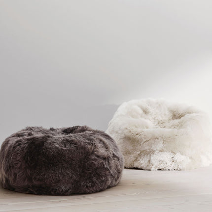 Lammfell Sitzsack Premium | Langhaar | Neuseeland | 73x74 cm | 92x93 cm Schwarz