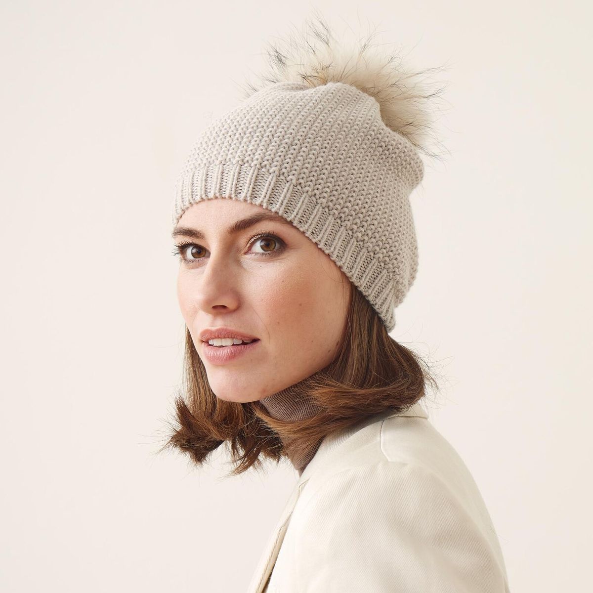 Stella Mütze | Wolle, Waschbär Modeaccessoire | Lammfellhaus.at