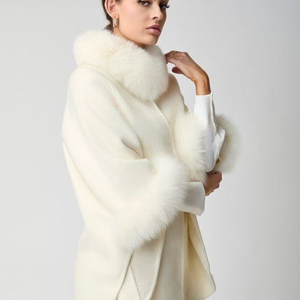 Lorraine Poncho | Wolle, Fuchs Beige