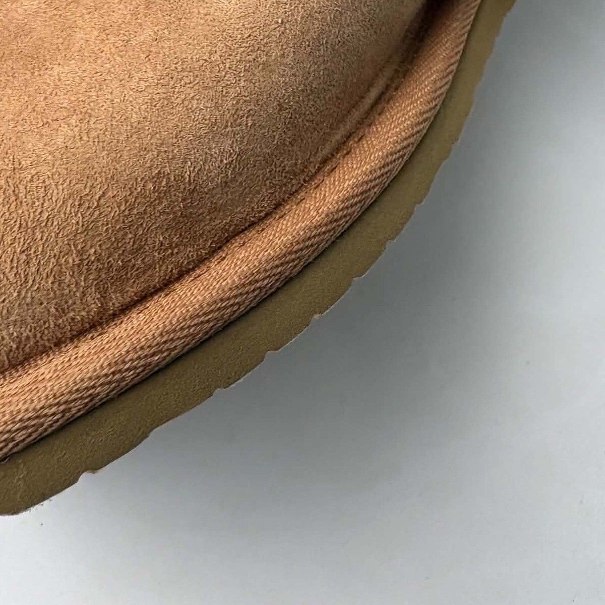 Nordic Curly Slippers | Lammfell Kastanie