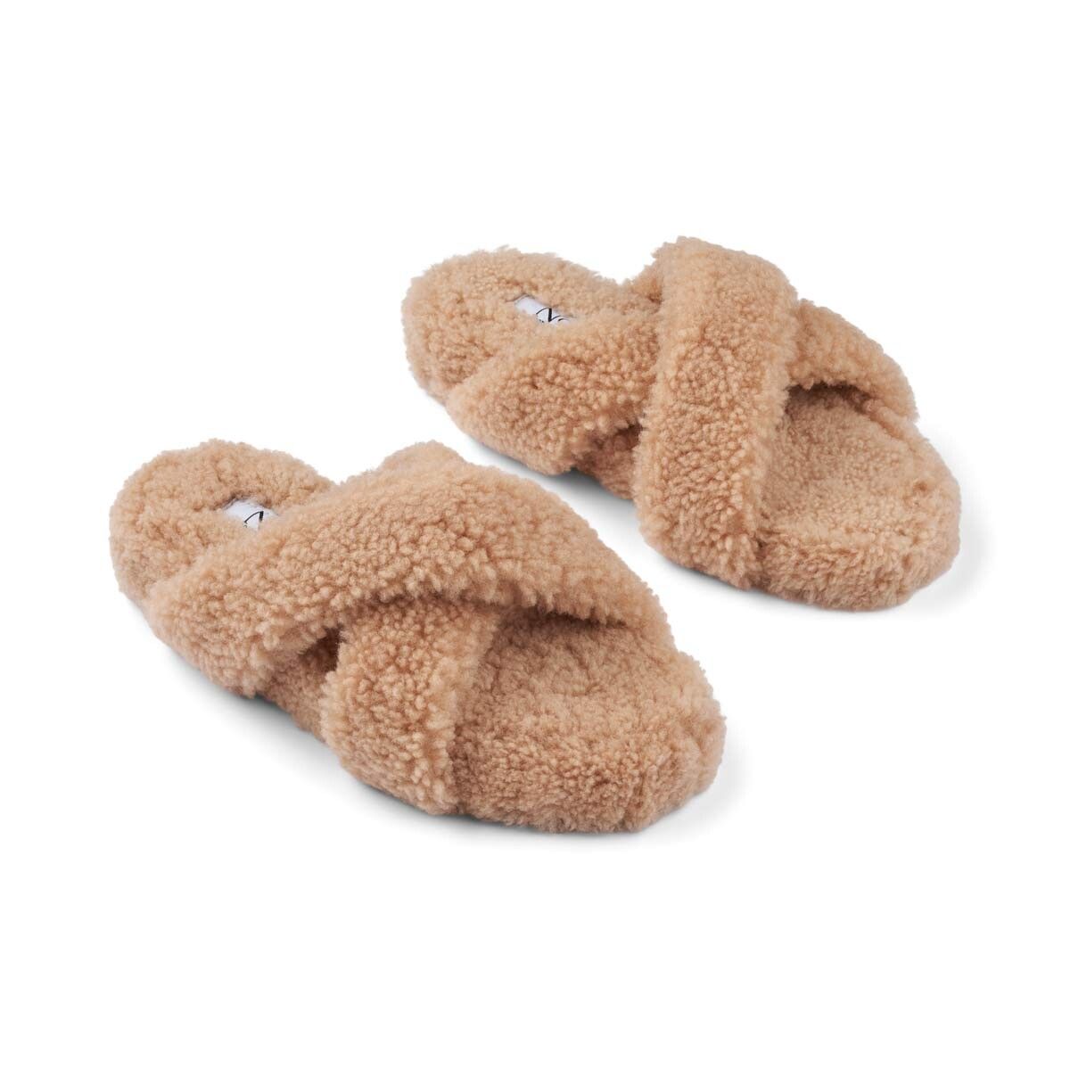 Curly Cross Slippers | Lammwolle Fellschuhe | Lammfellhaus.at