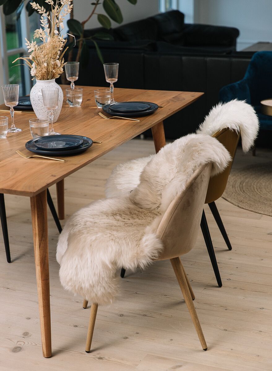 Fellvang Merino Lammfell | Langhaar | 90x60cm Leinen