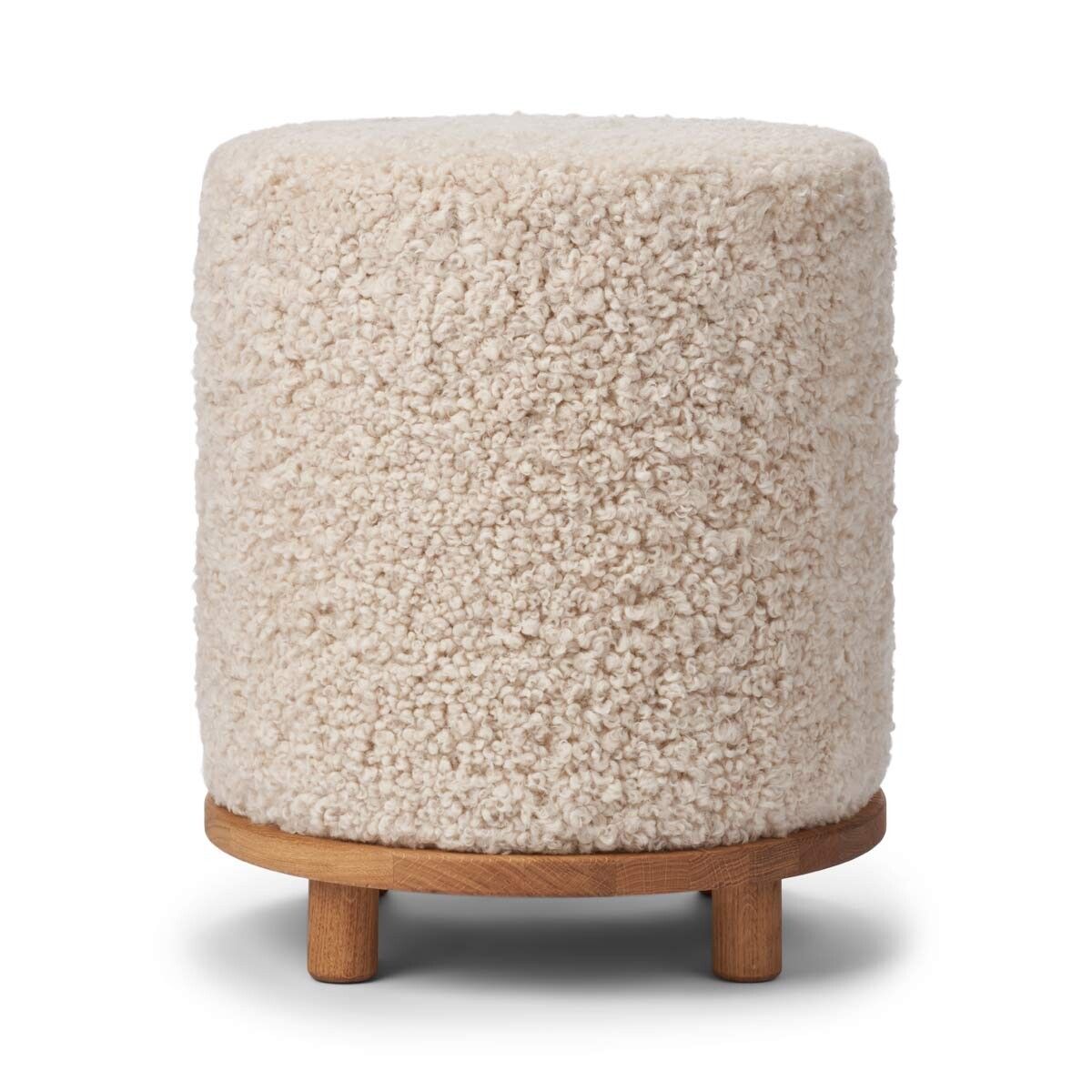 Simon Pouf | Kurzhaar | Neuseeland | D46x52 cm Poufs | Lammfellhaus.at