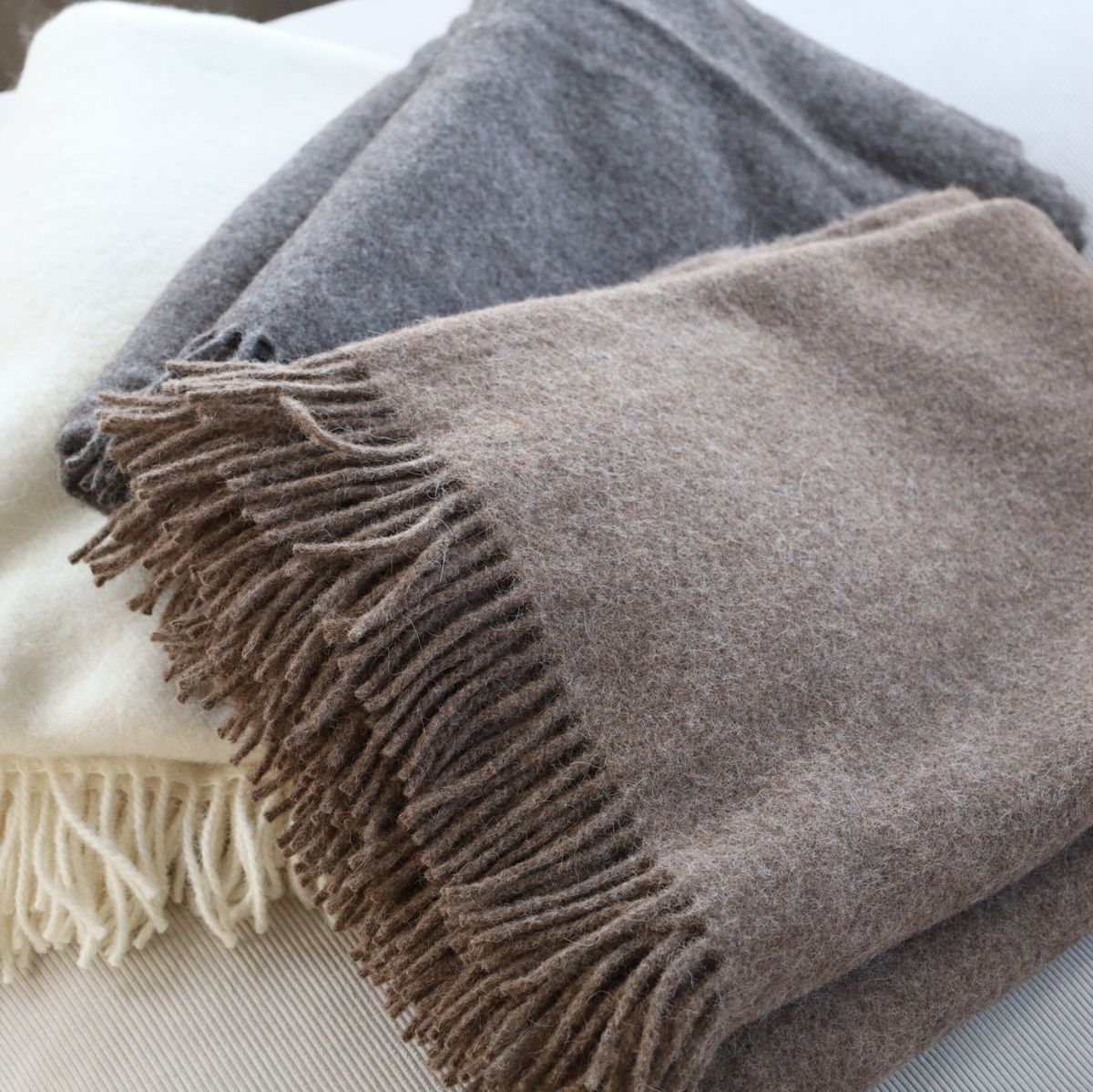 Julia Decke | 50% Baby Alpaka & 50% Wolle | 140x240 cm Decken | Lammfellhaus.at
