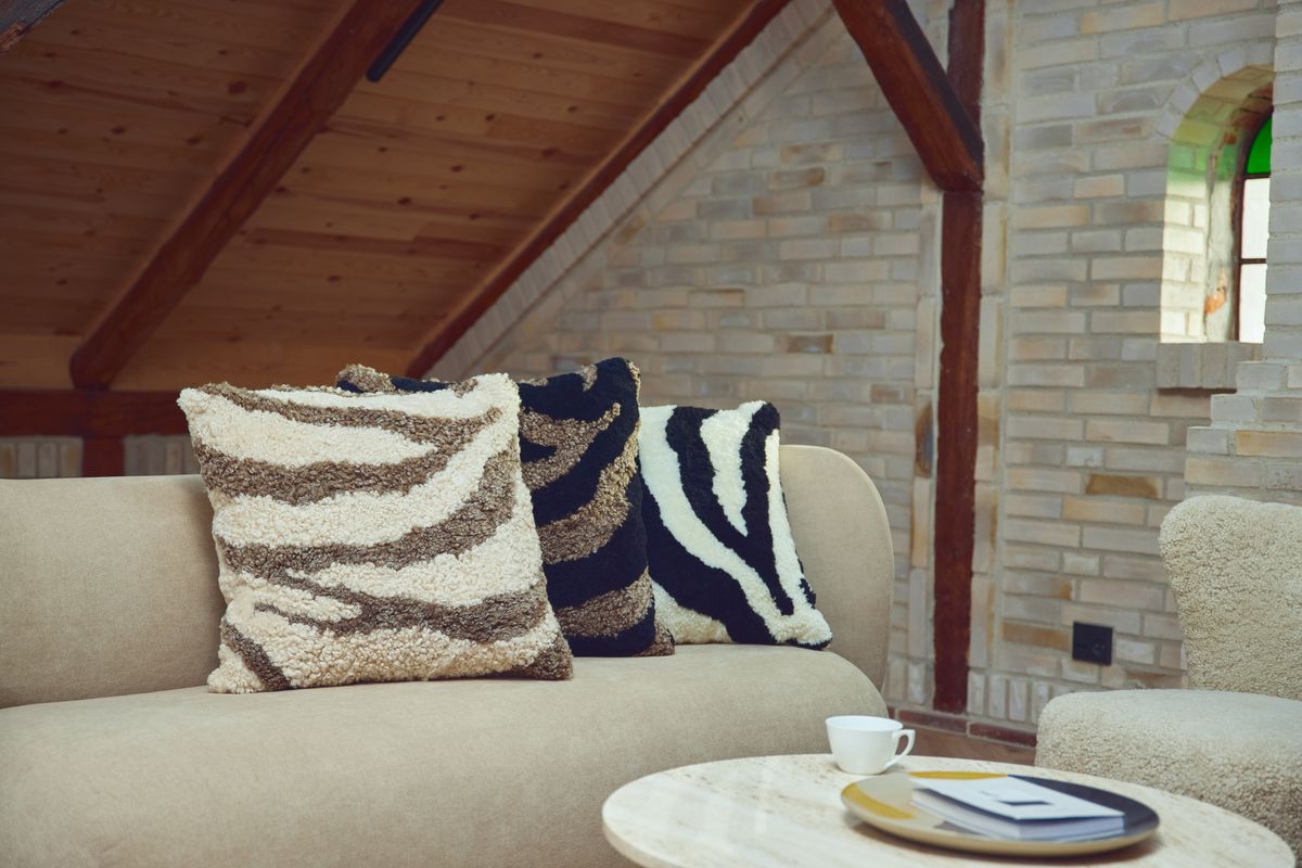 PATTERN COLLECTION | Fellkissen | Kurzhaar | Neuseeland | 60x60 cm Fellkissen | Lammfellhaus.at