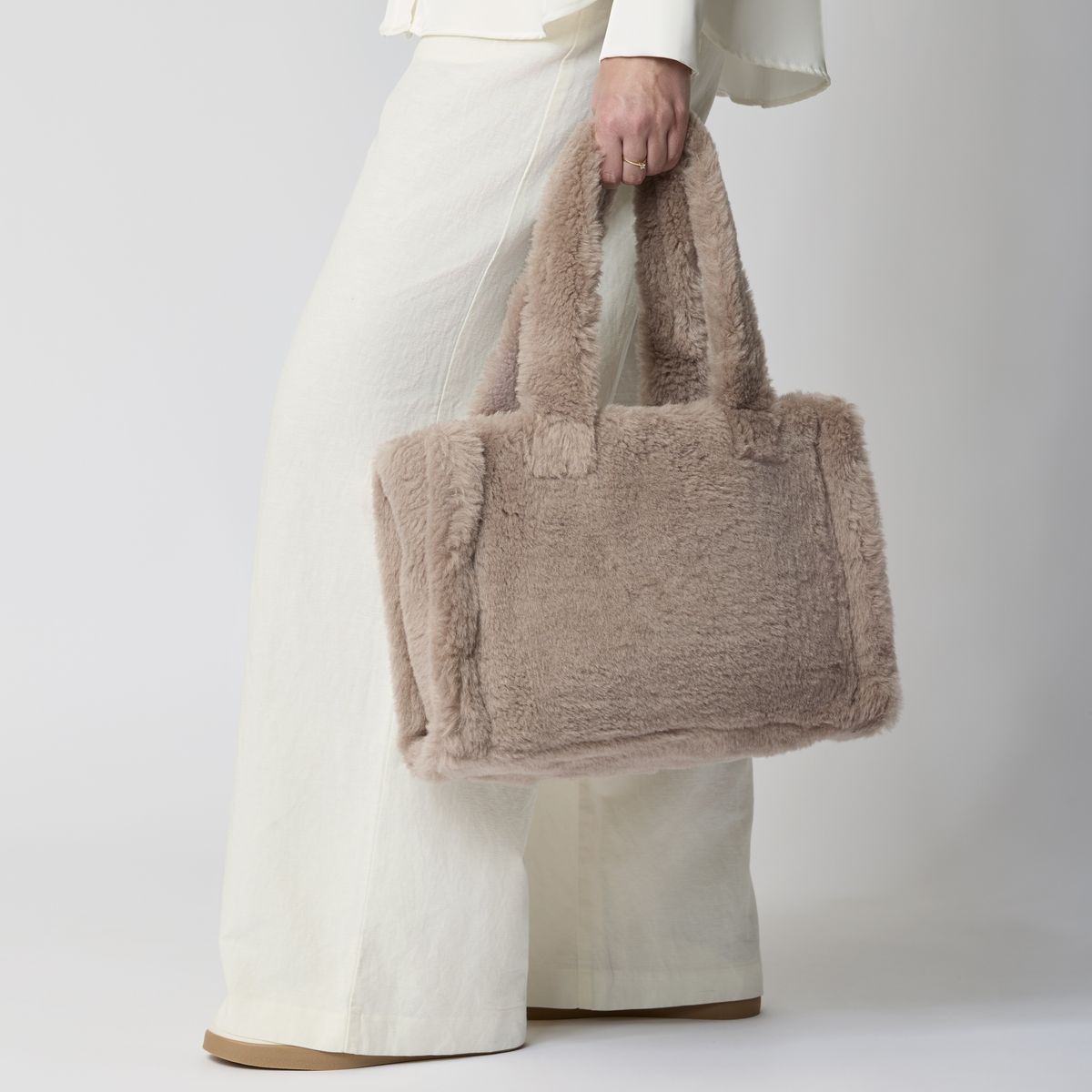 Mini Glory Shopper | Neuseeland | Lammwolle Lederbraun