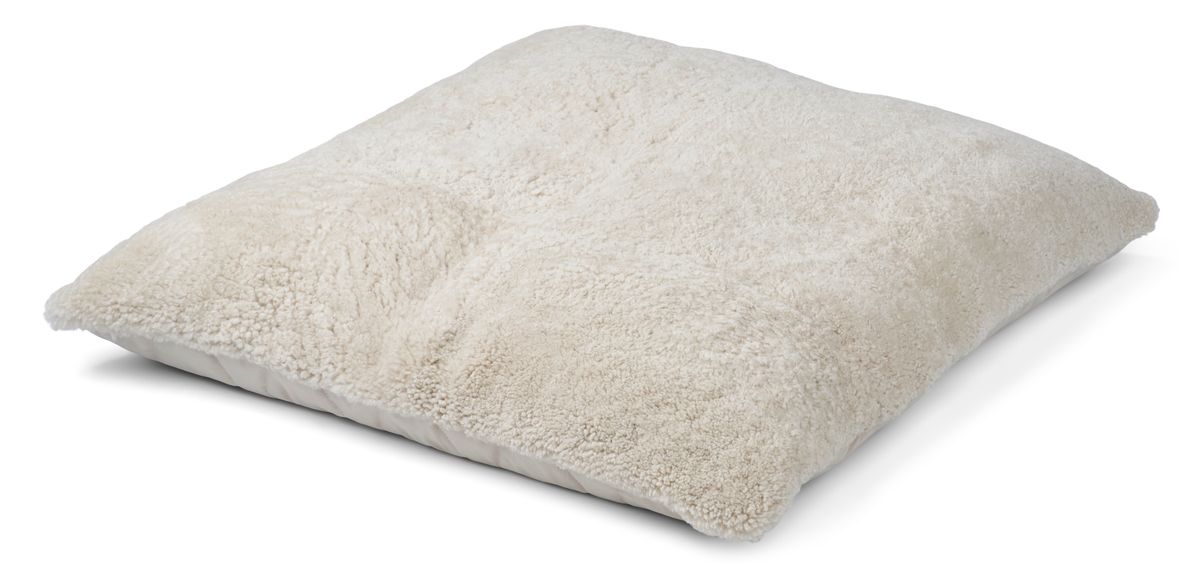 Lammfell Sitzsack | Kurzhaar | Neuseeland | Einseitig | 90x90 cm Fellkissen | Lammfellhaus.at