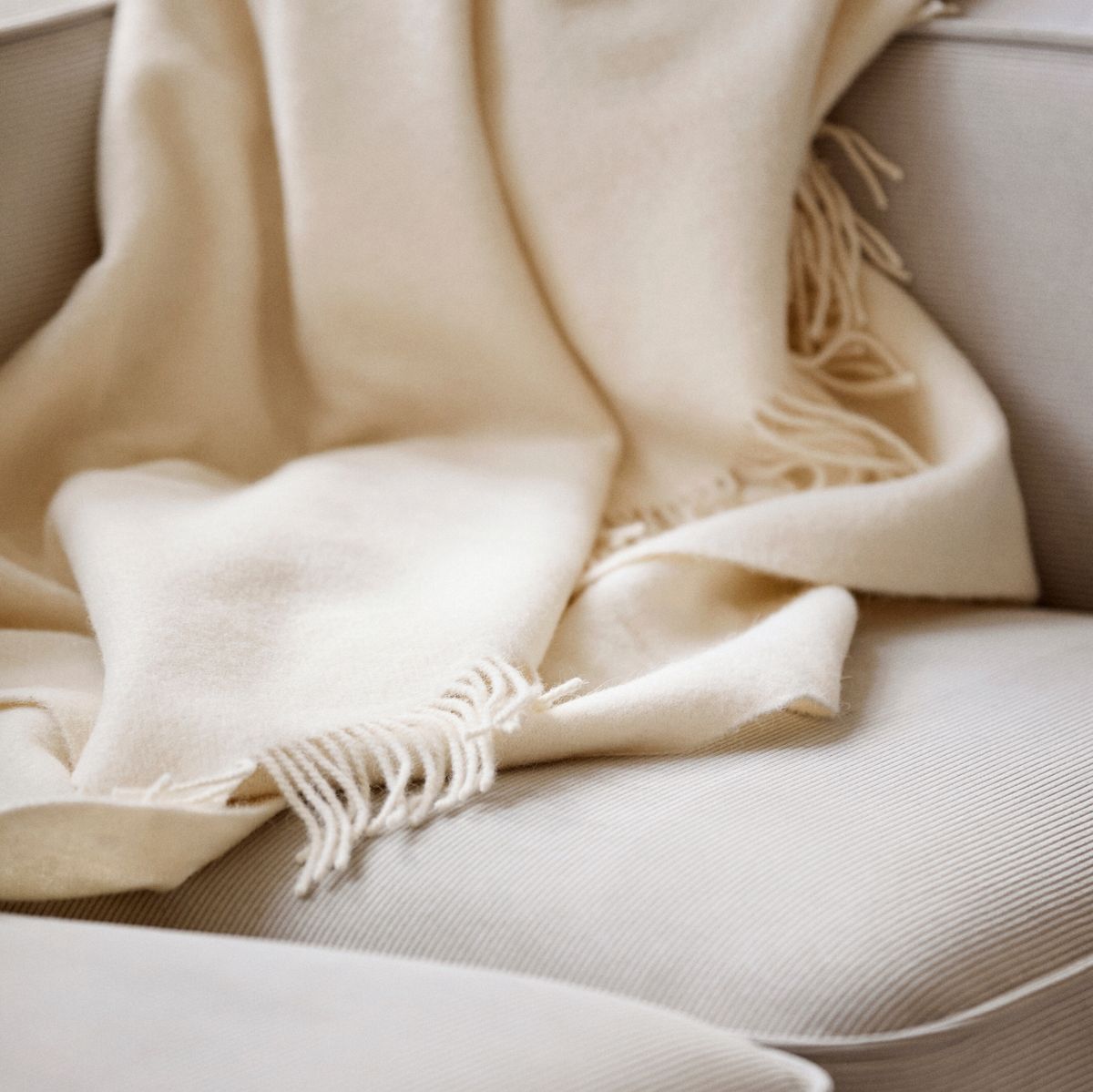 Julia Decke | 50% Baby Alpaka & 50% Wolle | 140x240 cm Decken | Lammfellhaus.at