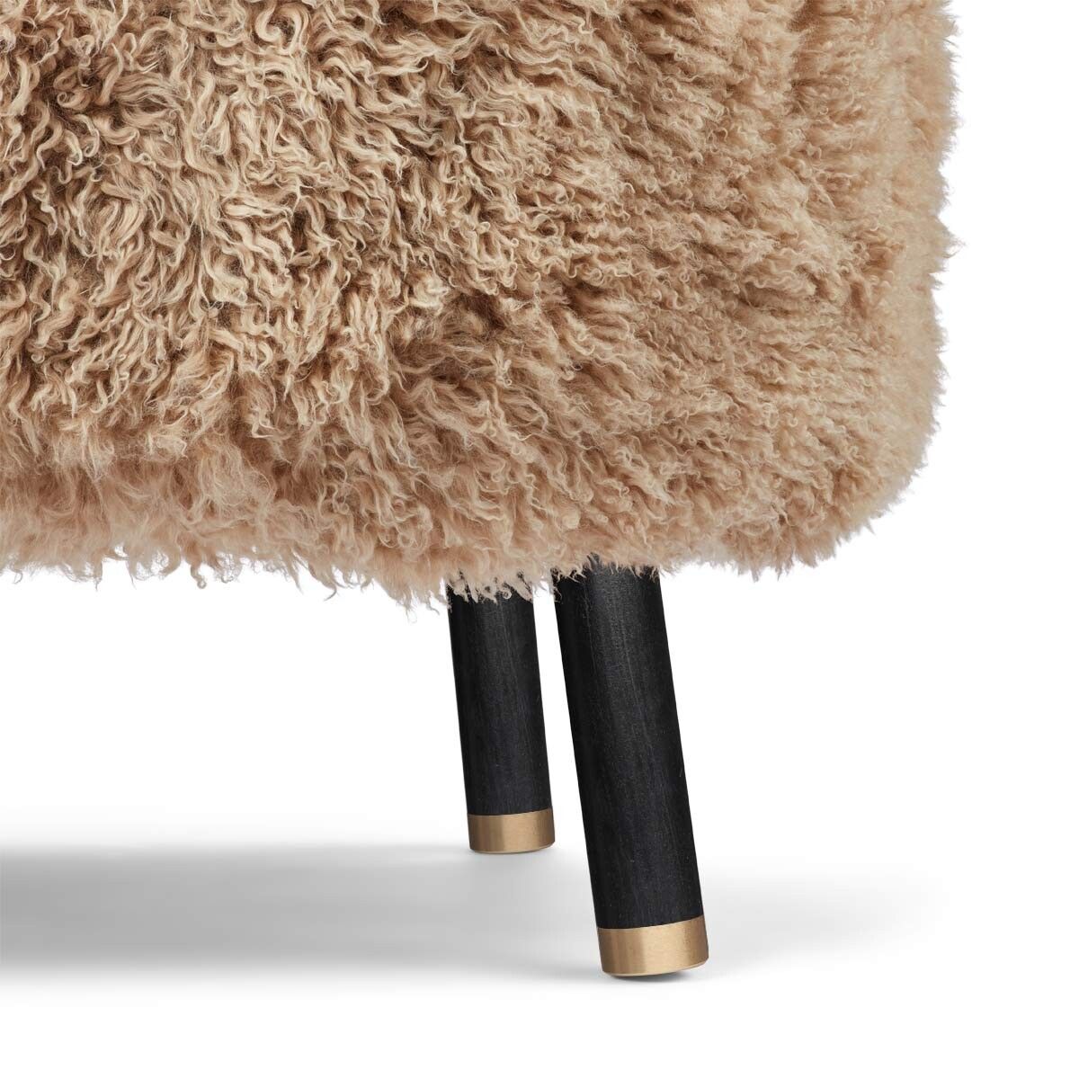 Emil Loungesessel | Premium Lammfell | Langhaar Honig
