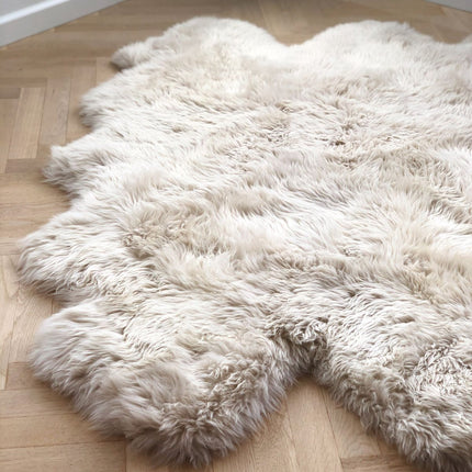 Lammfell Teppich Premium | Langhaar | Neuseeland | 180x162 cm Schwarz