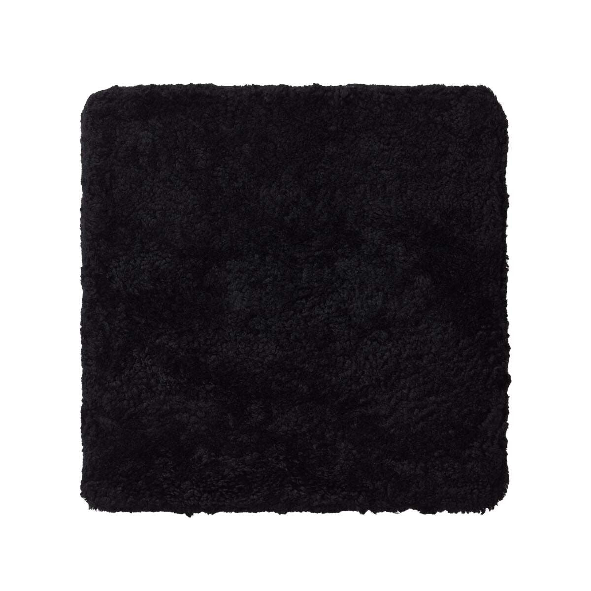 Lammfellhocker | Kurzhaar | Neuseeland | 40x40x35 cm Poufs | Lammfellhaus.at