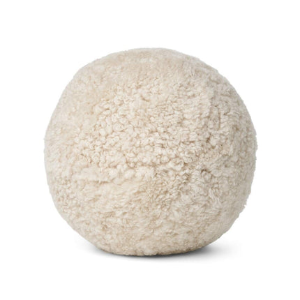 Angelite Kissenball | Kurzhaar | Neuseeland | D25/30/35 cm Fellkissen | Lammfellhaus.at