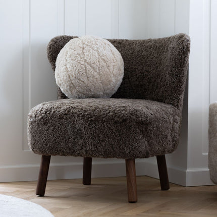 Emil Loungesessel | Premium Lammfell | Kurzhaar Anthrazit