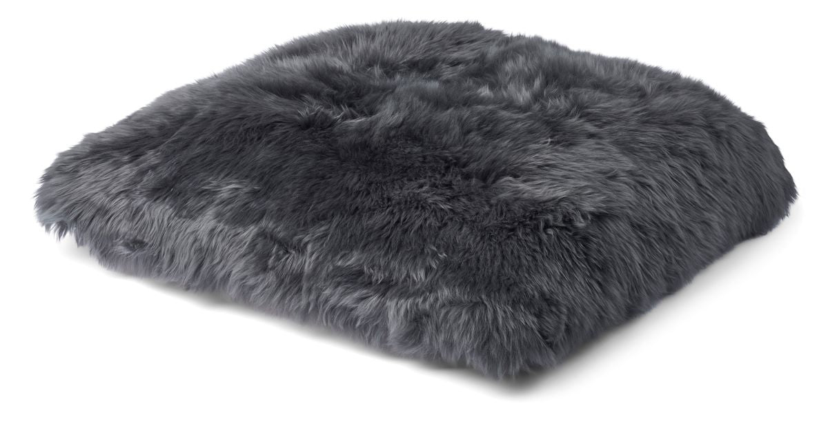 Lammfell Sitzsack | Langhaar | Neuseeland | Einseitig | 90x90 cm Fellkissen | Lammfellhaus.at